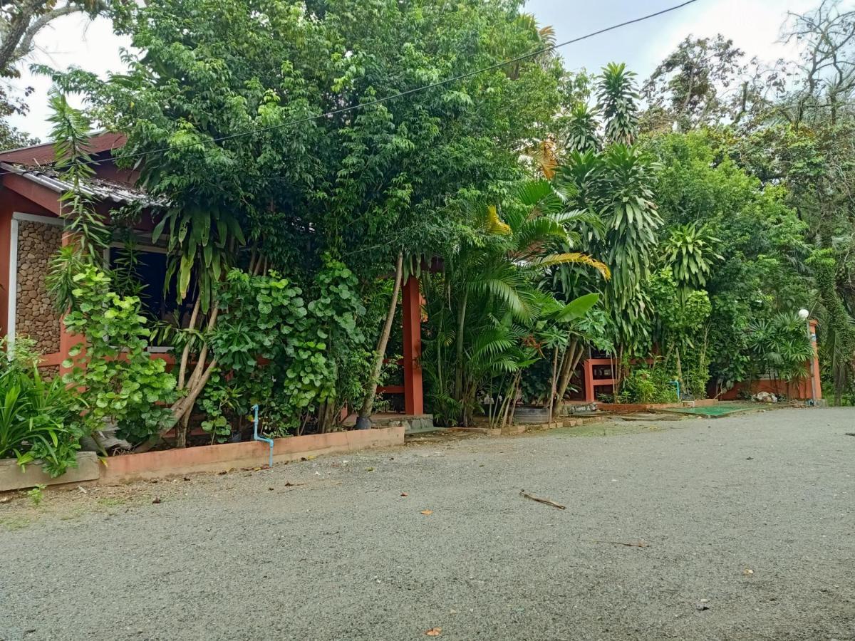 Hotel Pina House Kep Exterior foto
